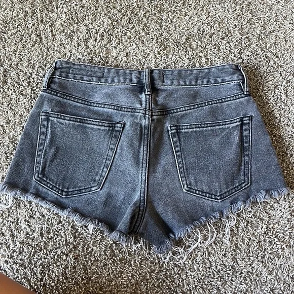 Pacsun Mid-Rise Short - Picture 3 of 4